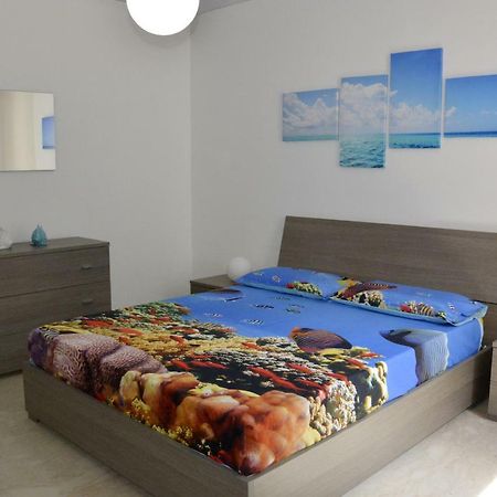 Casa Vacanza Tra Cielo E Mare Кустоначи Екстериор снимка