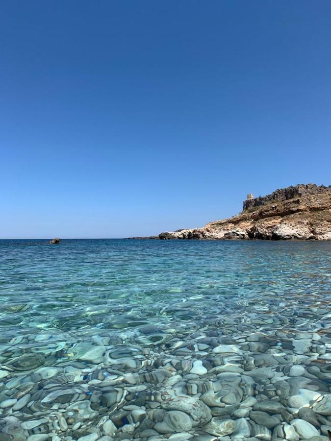 Casa Vacanza Tra Cielo E Mare Кустоначи Екстериор снимка